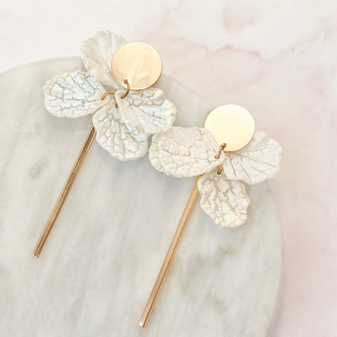 fleur tales | floral earrings
