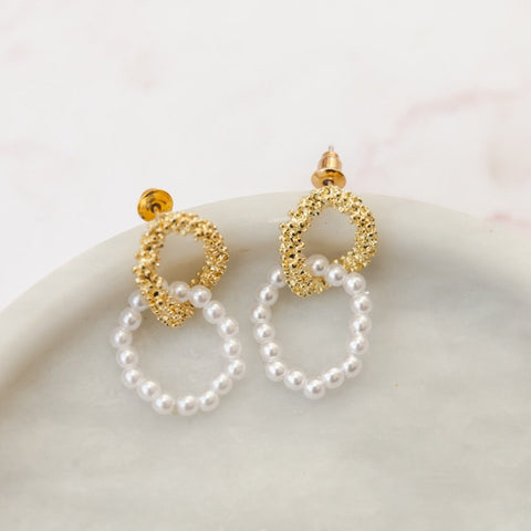 infinity hope | pearl earrings