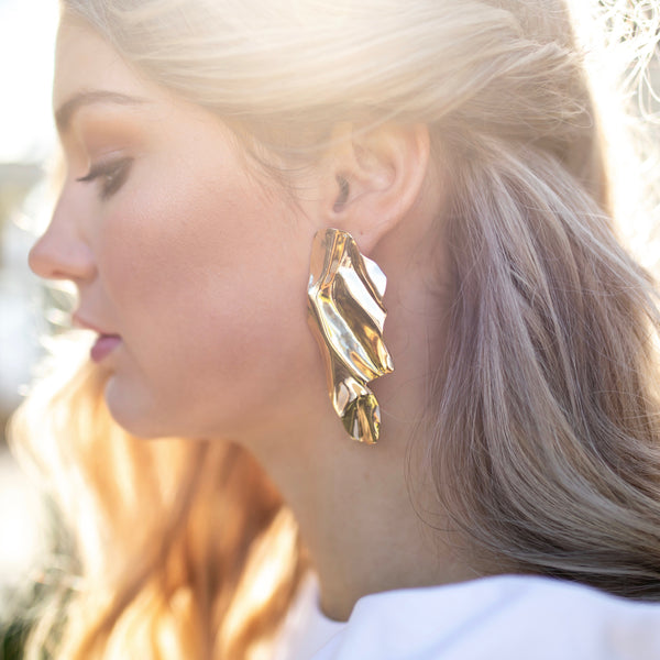 precious dreams | gold earrings